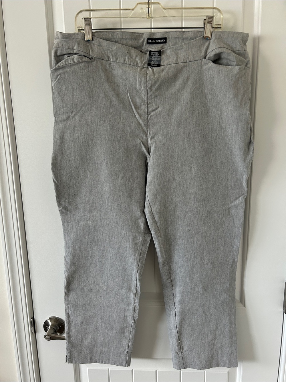 Hilary Radley Gray Straight-Leg Capris